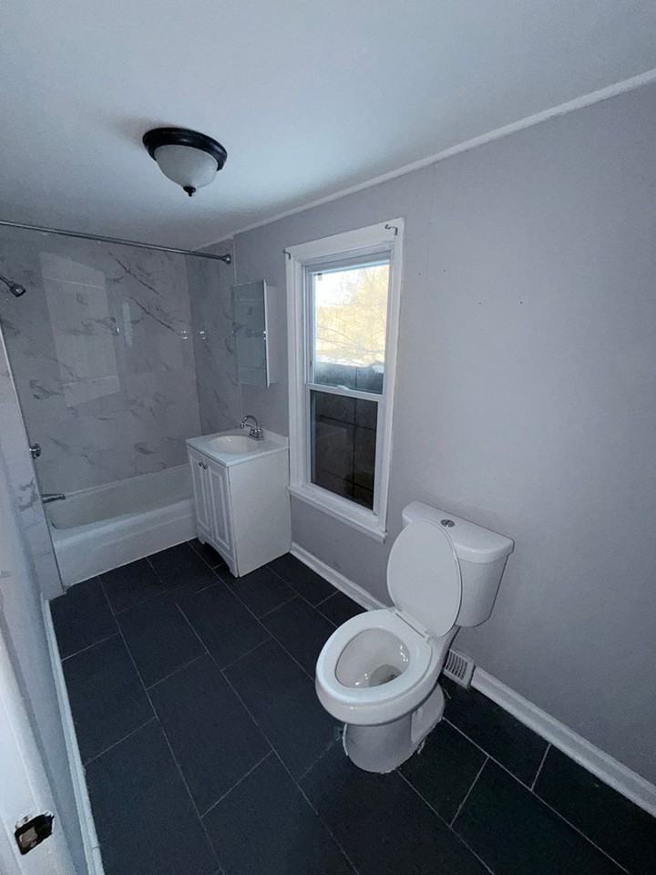 46 Hancock St - Photo 6 of 9