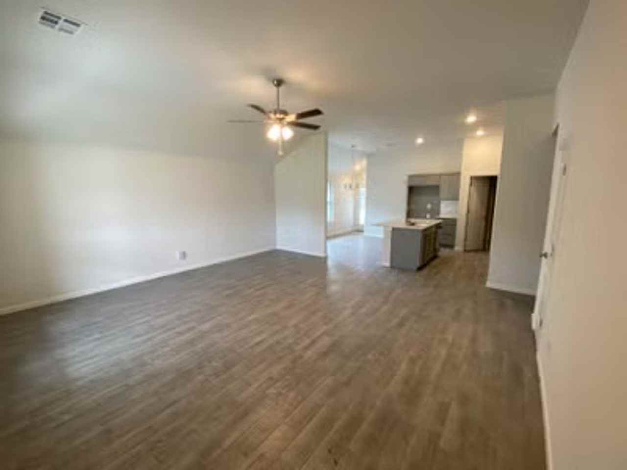 20649 Brush Creek Blvd - Photo 7 of 12