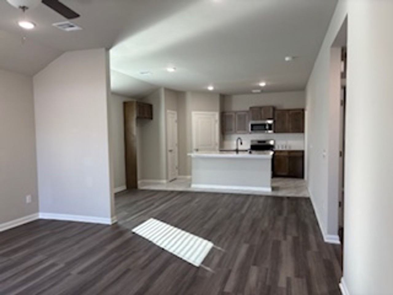 9105 Washita Creek Dr - Photo 3 of 15