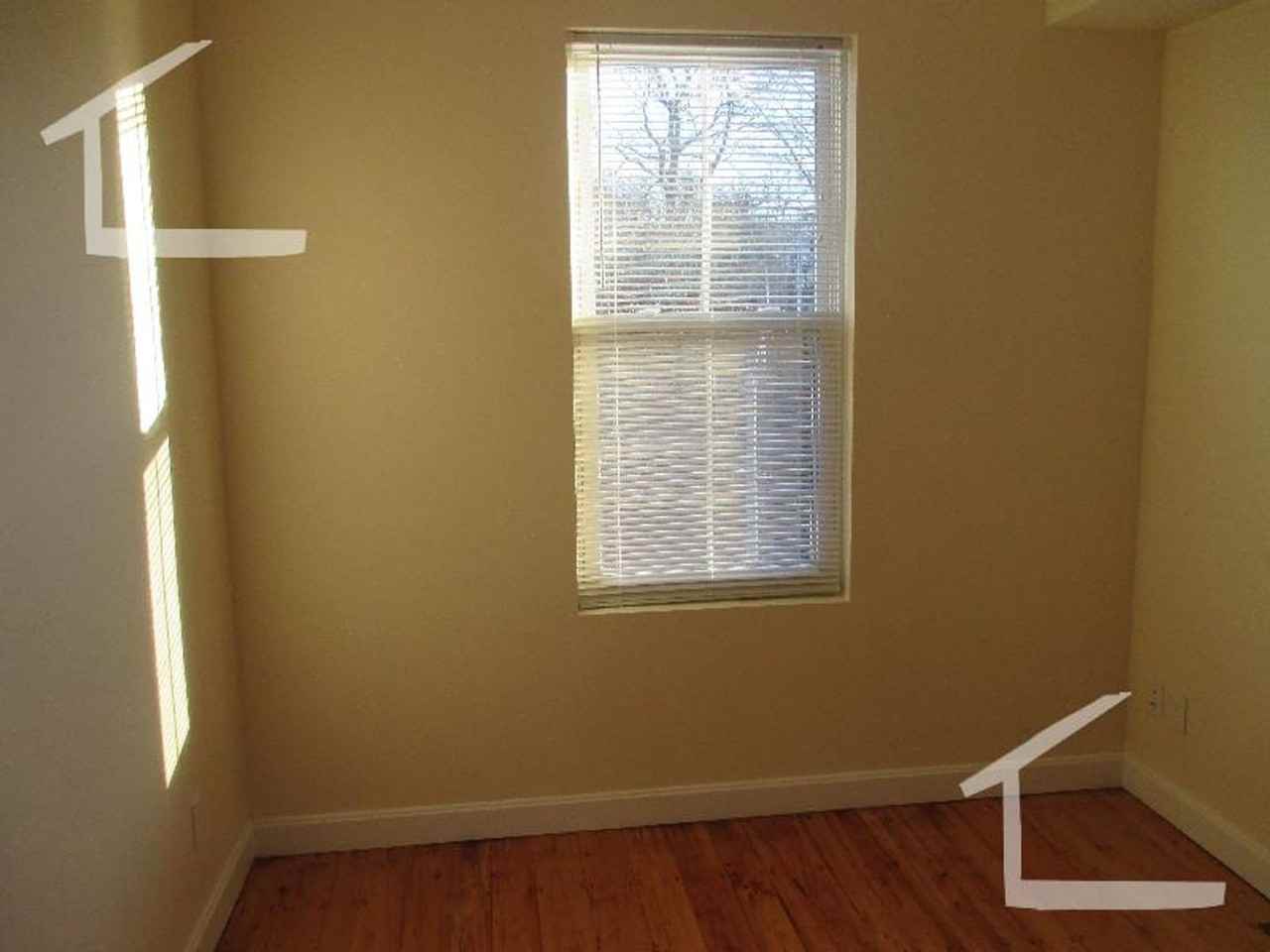 225 Boylston St - Photo 6 of 18