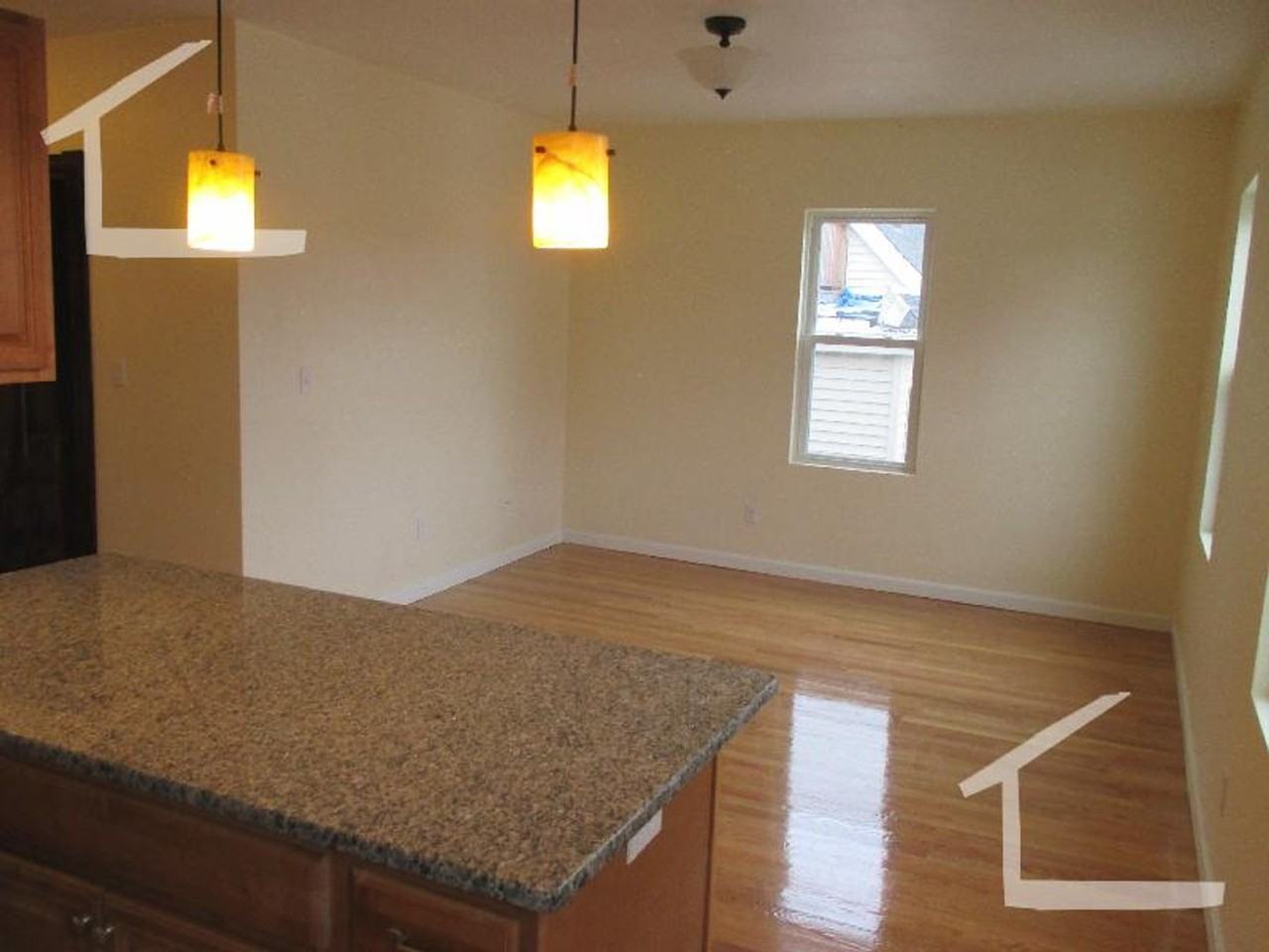 1 Smythe St - Photo 2 of 12