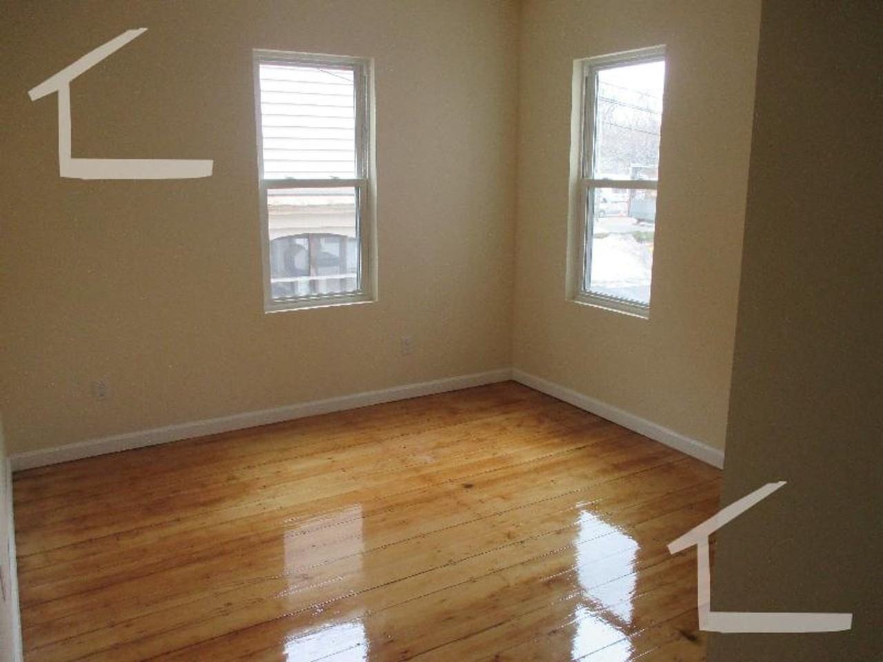 1 Smythe St - Photo 6 of 12