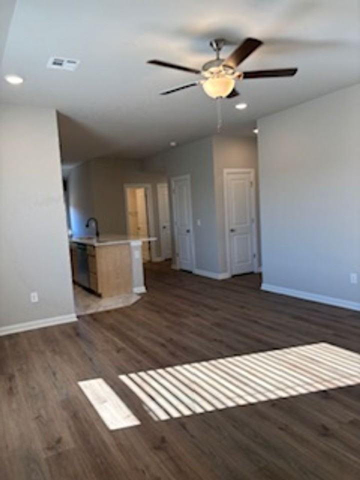 9109 Washita Creek Dr - Photo 2 of 13