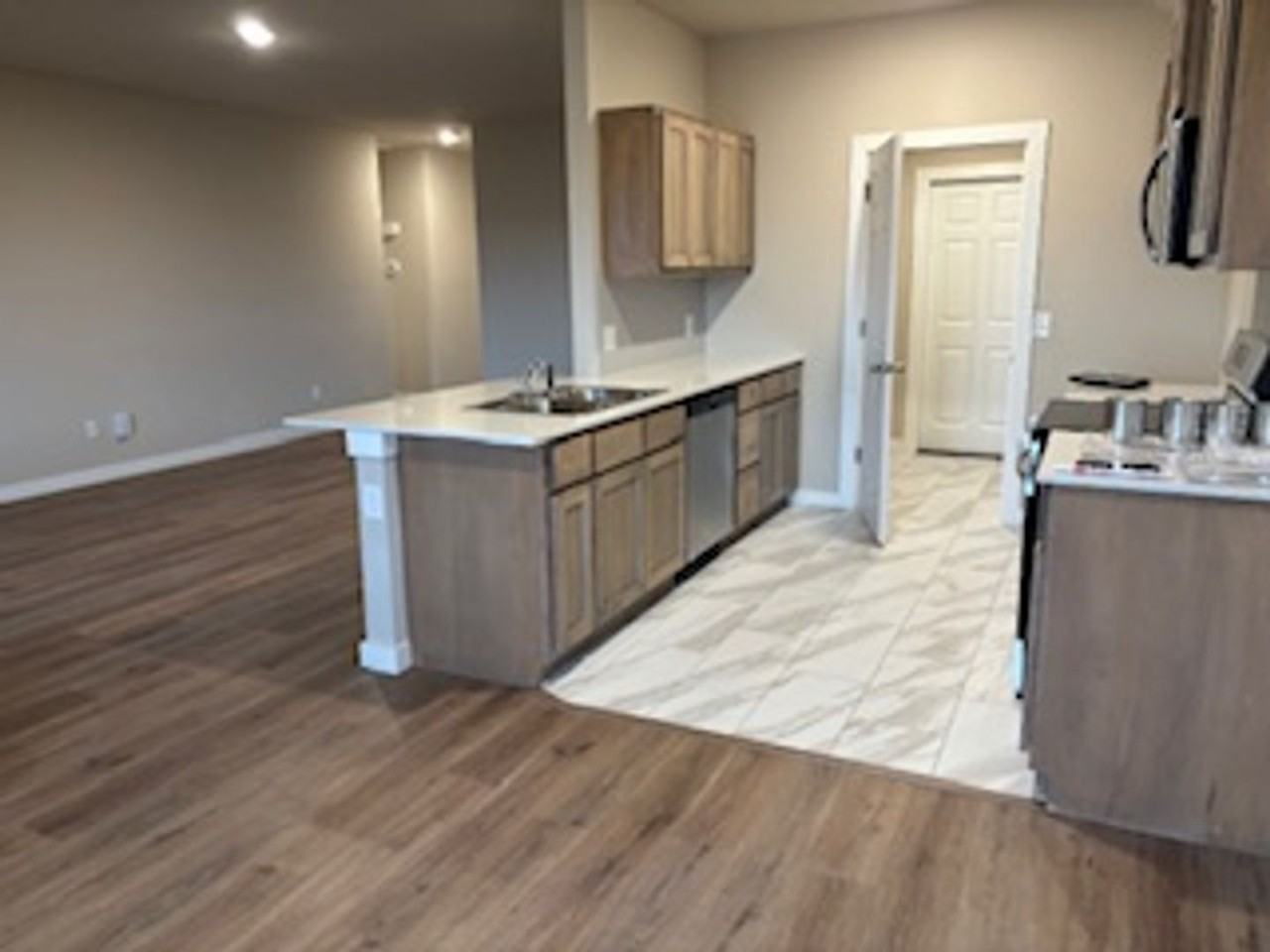 19532 Stadler Dr - Photo 6 of 16