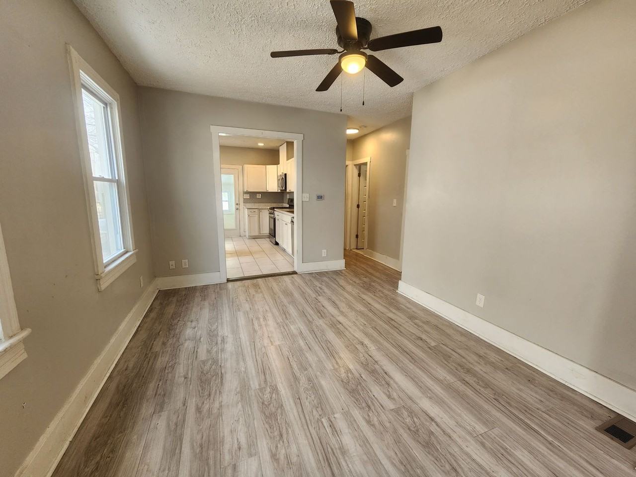3709 E 69th St - Photo 3 of 8