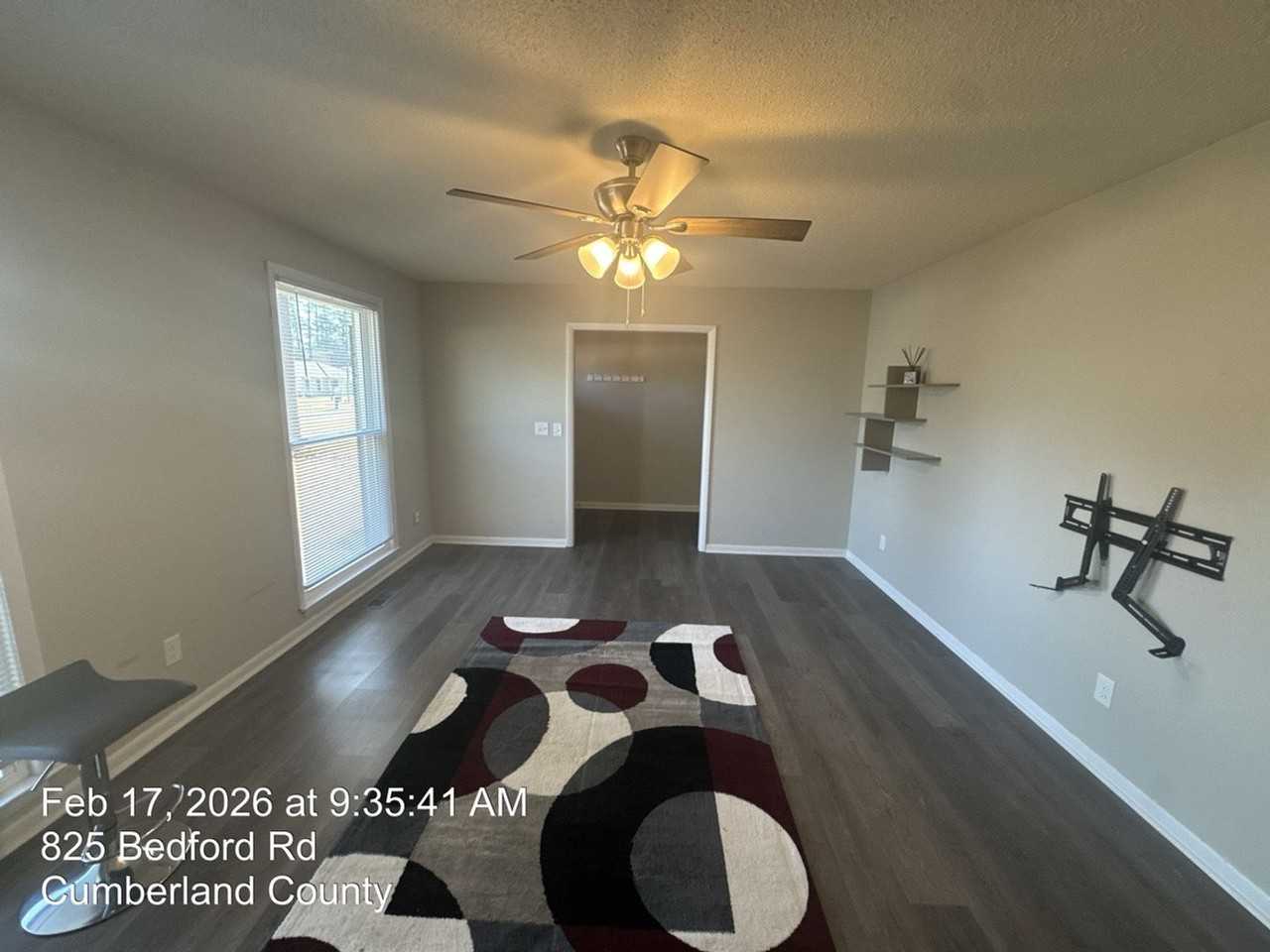 825 Bedford Rd - Photo 4 of 16