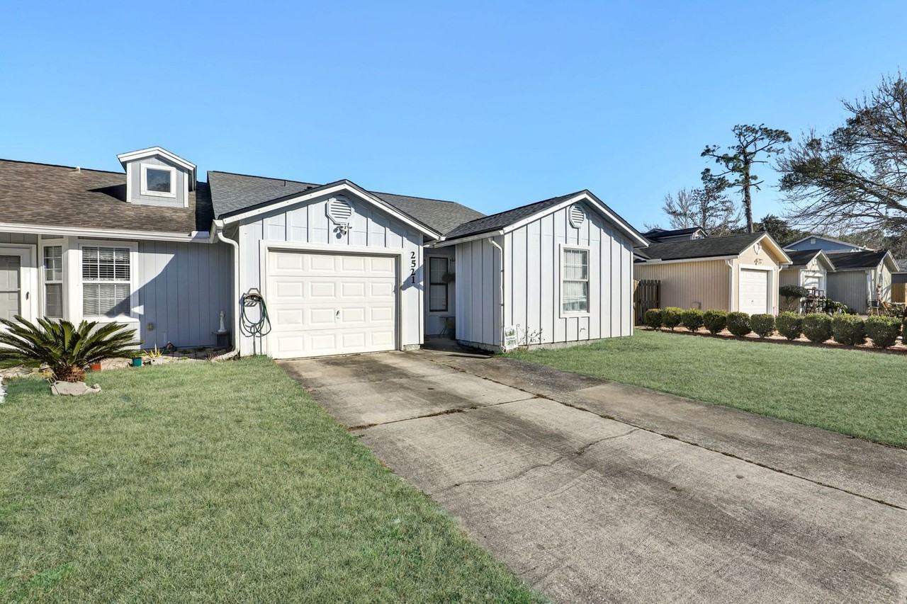 2521 White Horse Rd E - Photo 3 of 23