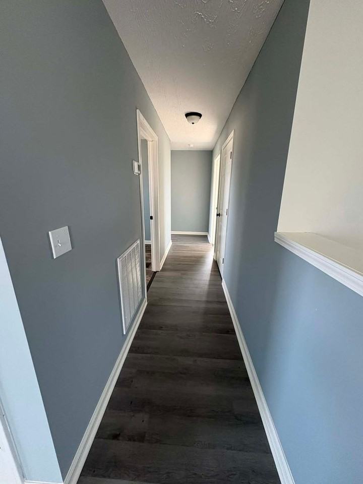 393 J Hunt Rd - Photo 5 of 11