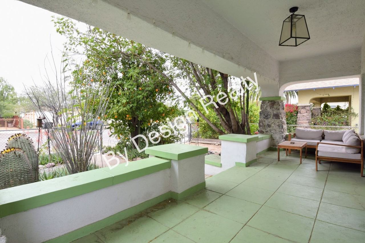 233 E 17th St - Photo 5 of 25