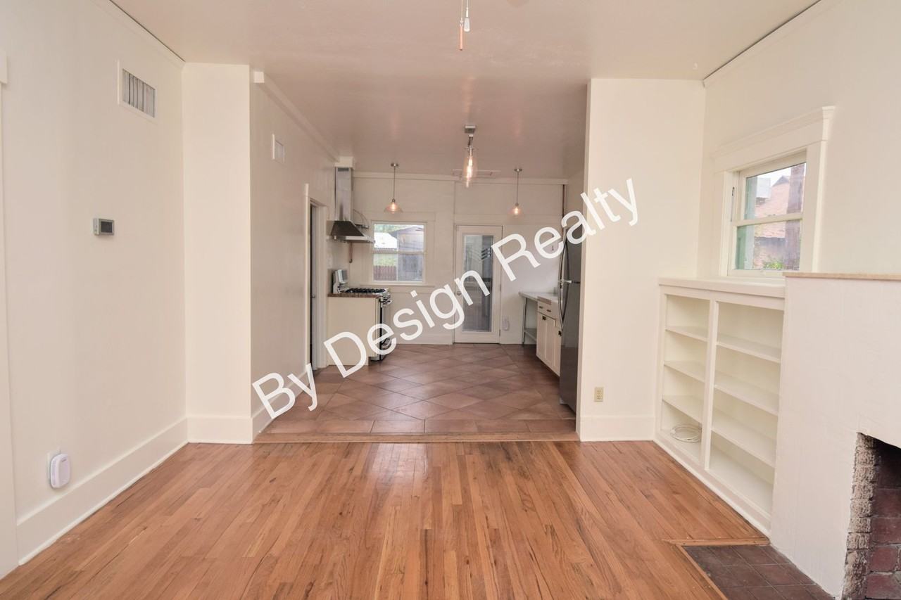 233 E 17th St - Photo 7 of 25