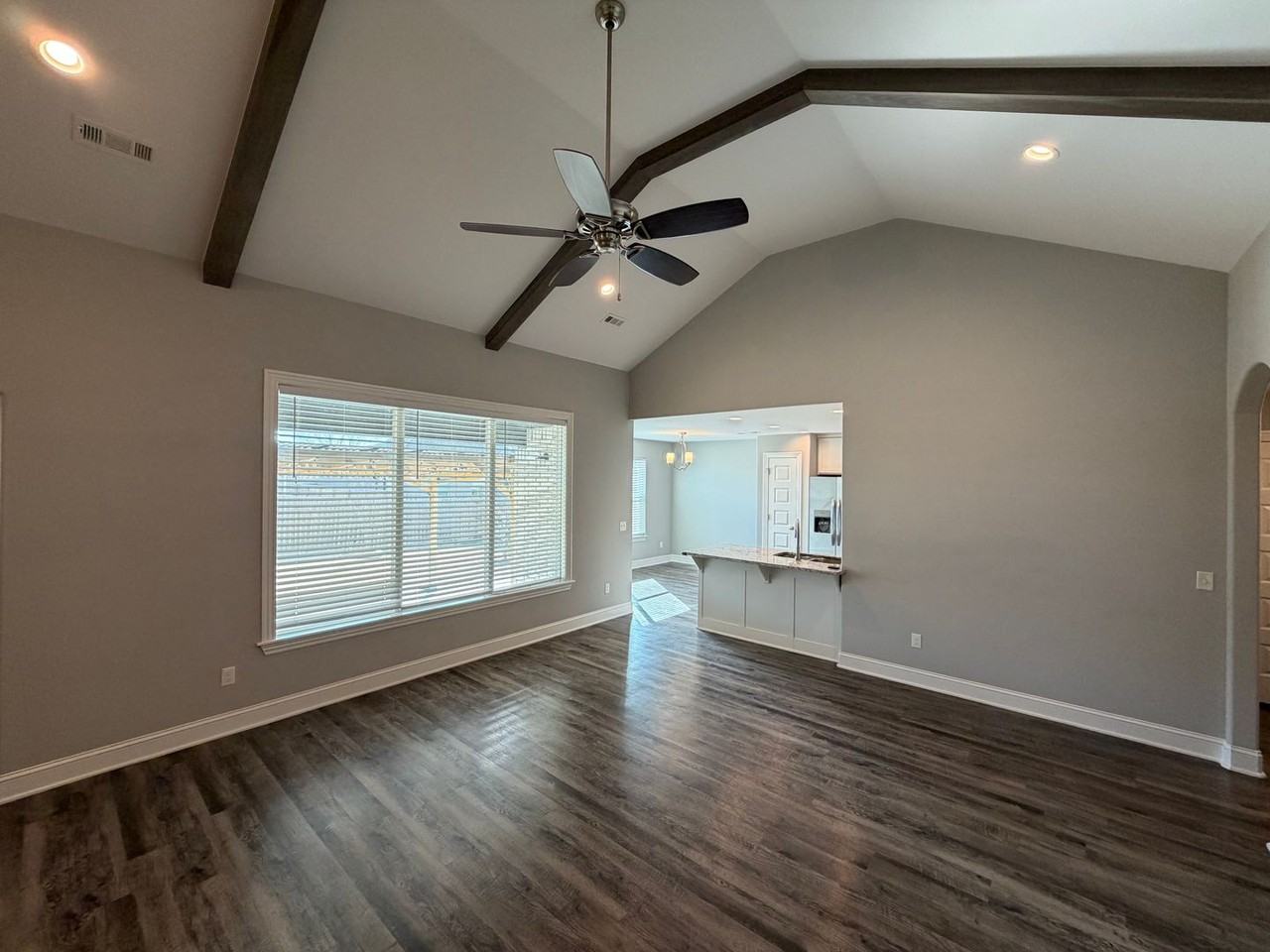 6025 W Quinn St - Photo 3 of 25