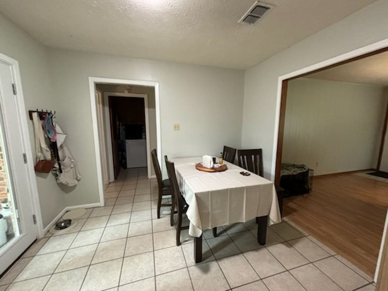 3816 Red Oak Dr - Photo 6 of 11