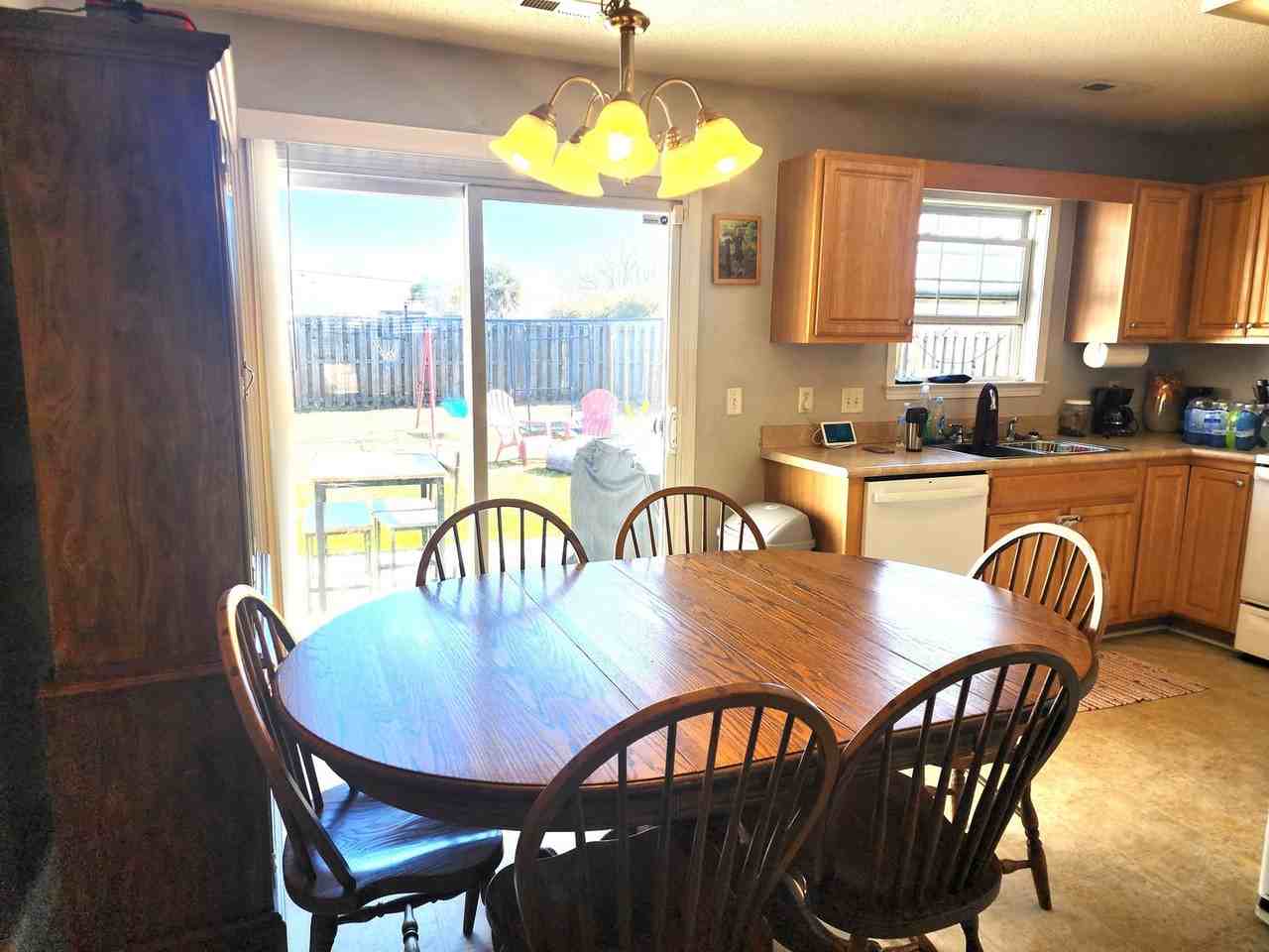 7505 Brittany Lakes Dr - Photo 5 of 21