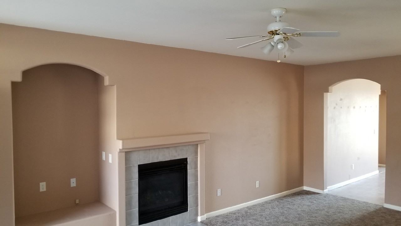 6382 Everest Dr - Photo 2 of 15