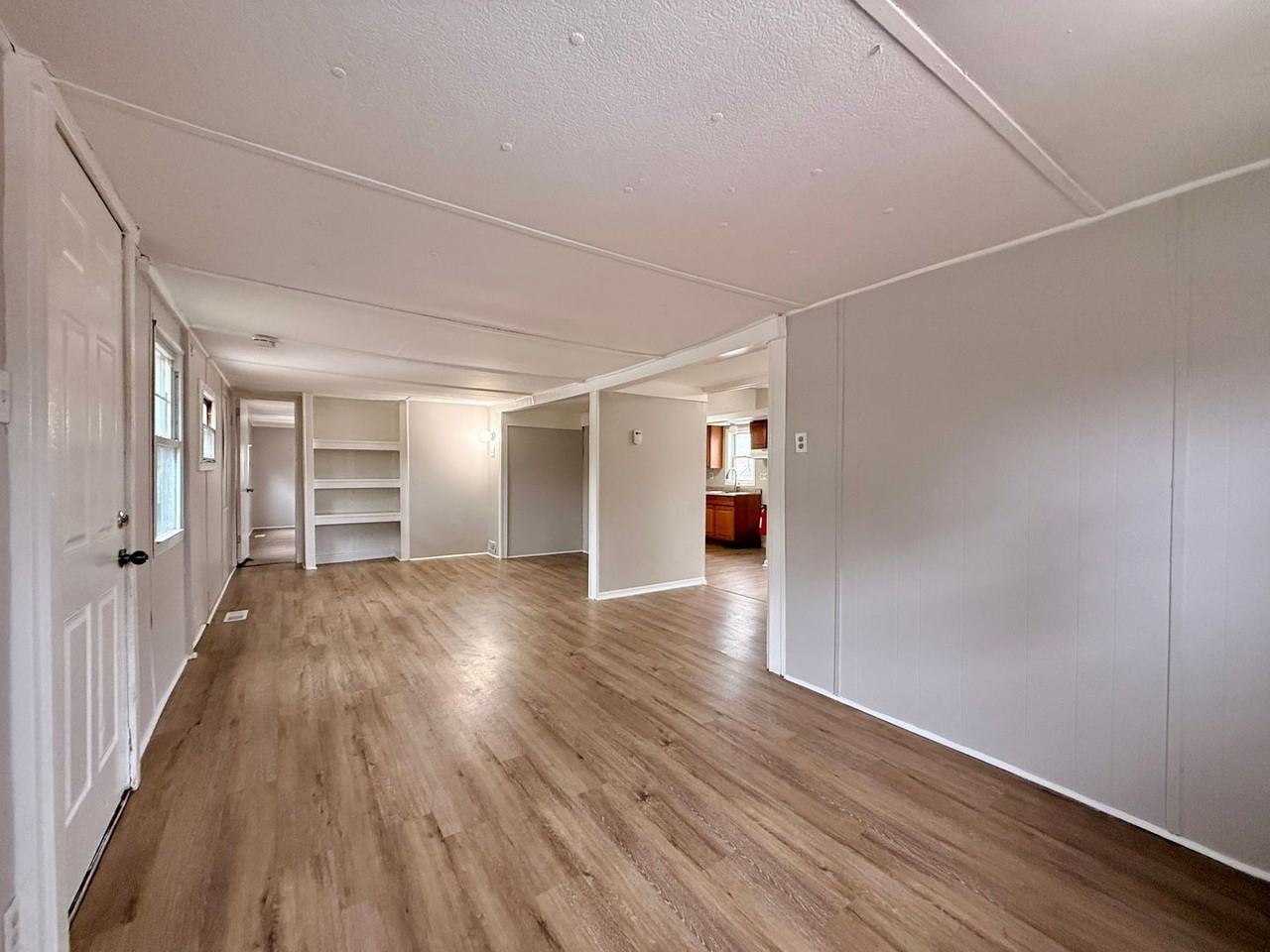 1761 Spring Garden Rd - Photo 4 of 26