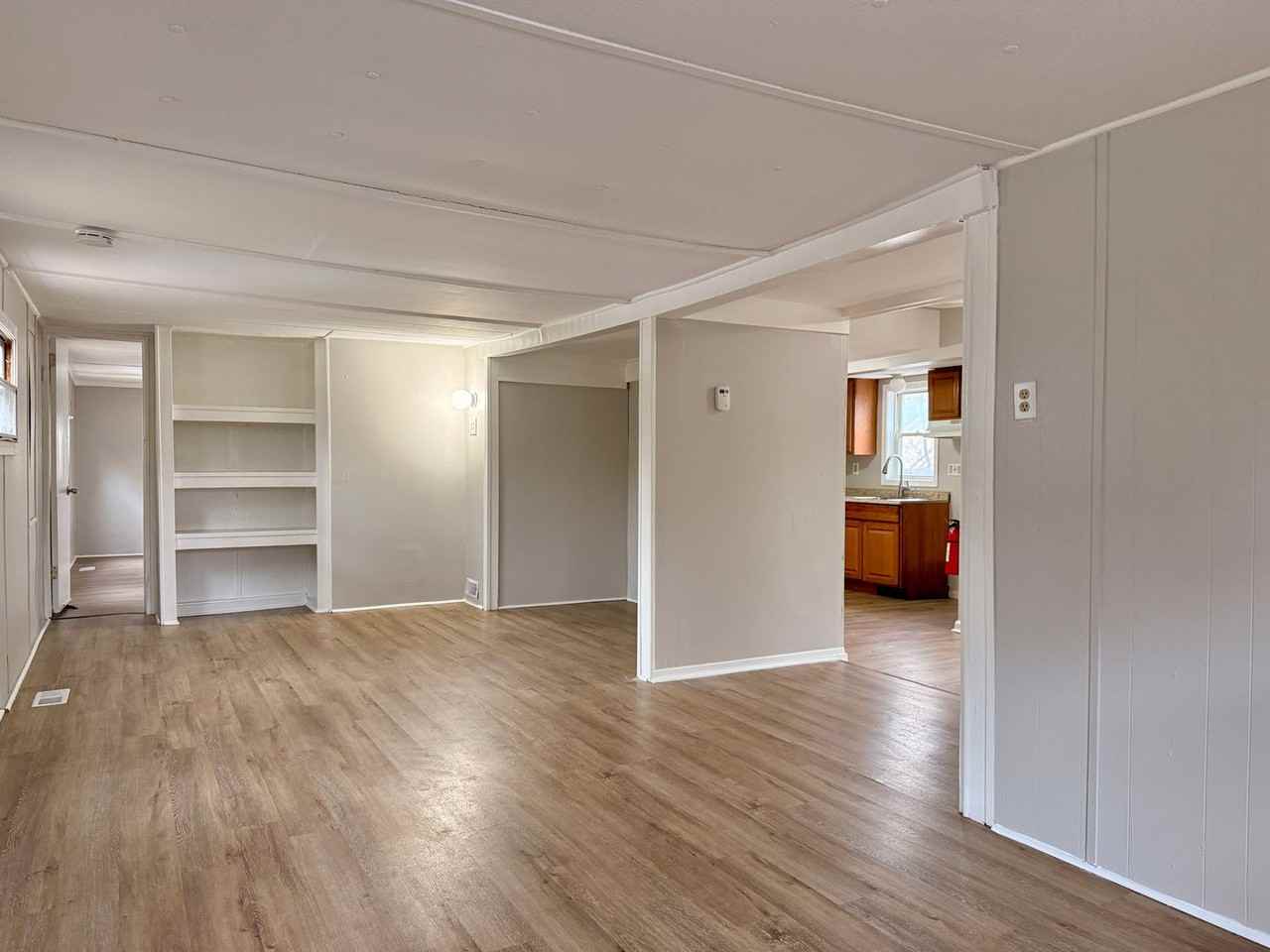 1761 Spring Garden Rd - Photo 6 of 26