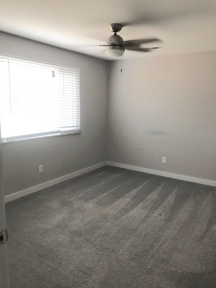 2359 Ridgecrest Dr - Photo 5 of 6