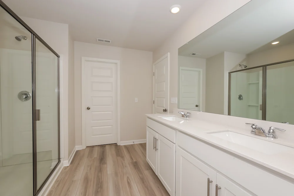 1041 Legacy Ct #NA - Photo 3 of 9