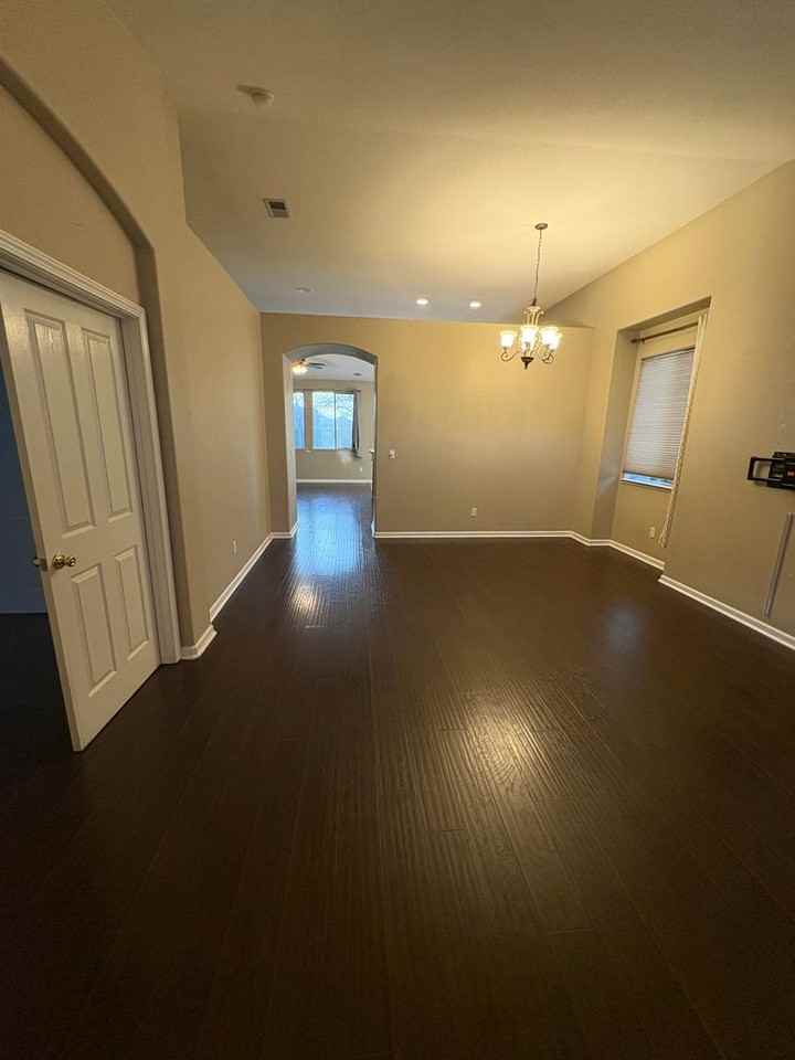 3320 Aruba St - Photo 4 of 23