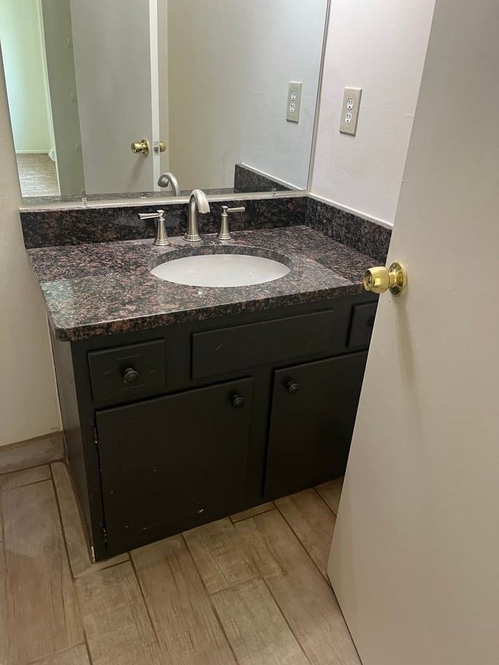 1803 1st Ave - Photo 7 of 12