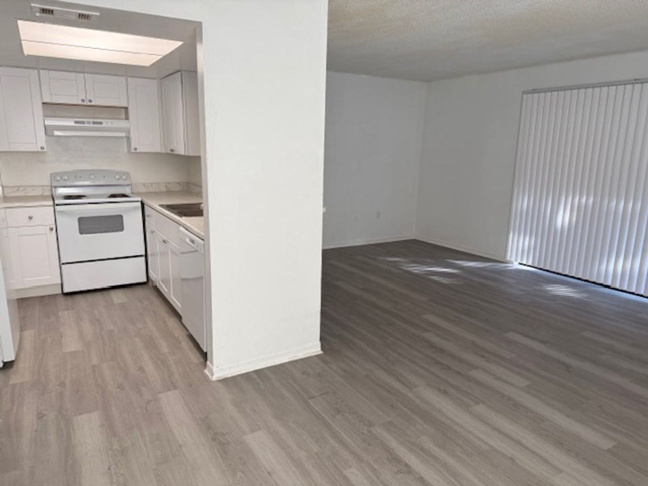 2793 Patty Ln - Photo 2 of 50