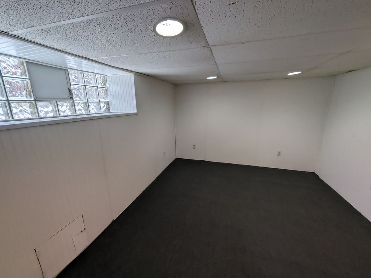 4534 Marple St - Photo 5 of 15