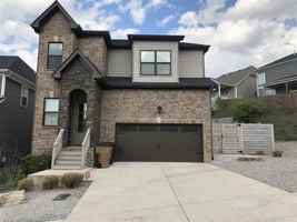 featured image of 5948 Woodlands Ave