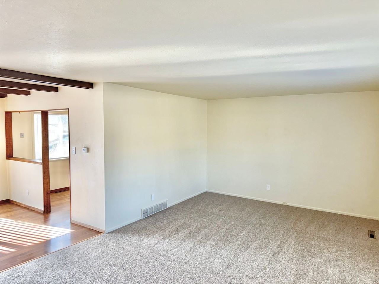 4623 Misty Dr - Photo 3 of 21