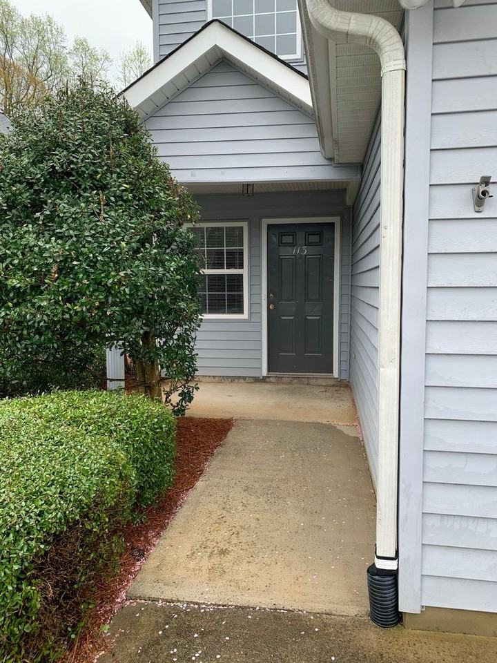 113 Springwood Ln - Photo 2 of 20