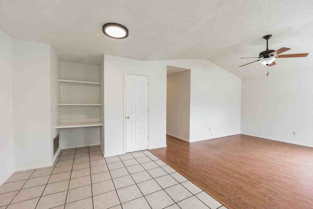 478 E Evergreen Ln - Photo 4 of 12