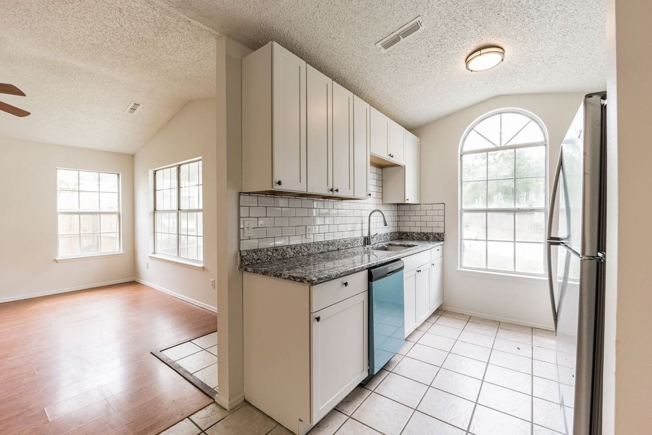 478 E Evergreen Ln - Photo 6 of 12