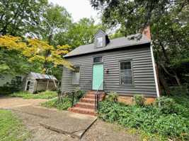 featured image of 107 Herbert St