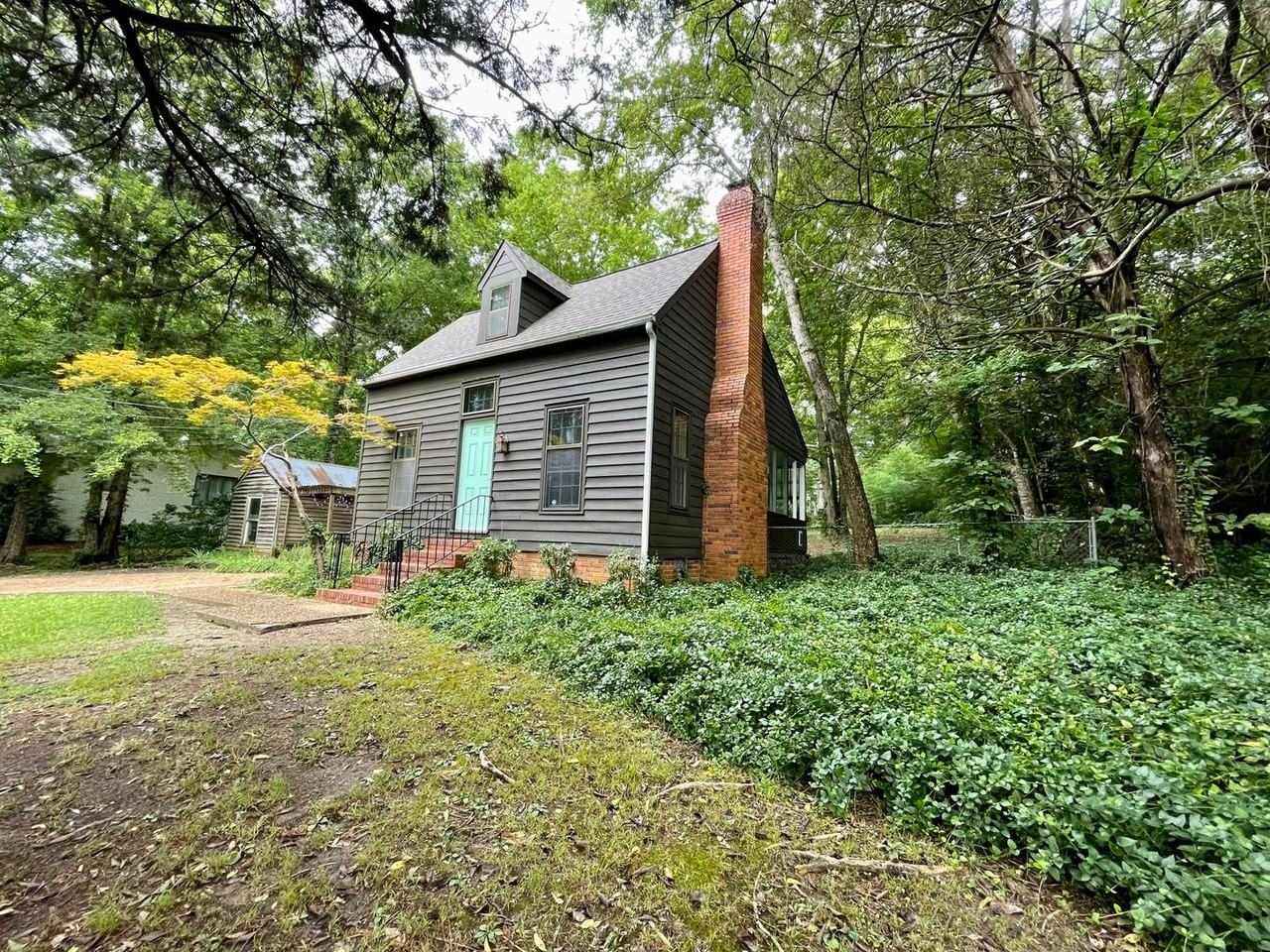 107 Herbert St - Photo 2 of 41