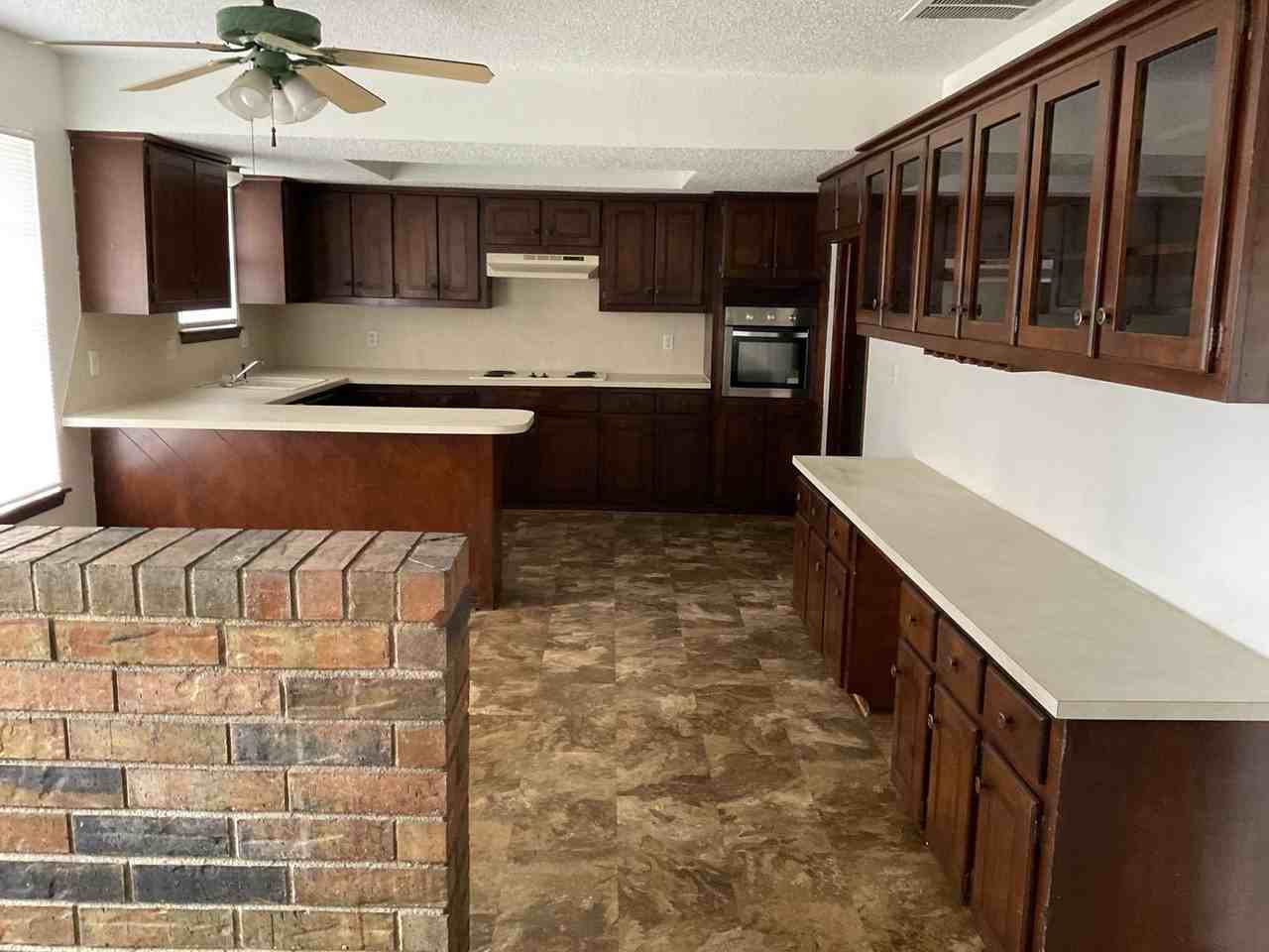 9620 Willow Wind Dr - Photo 4 of 13