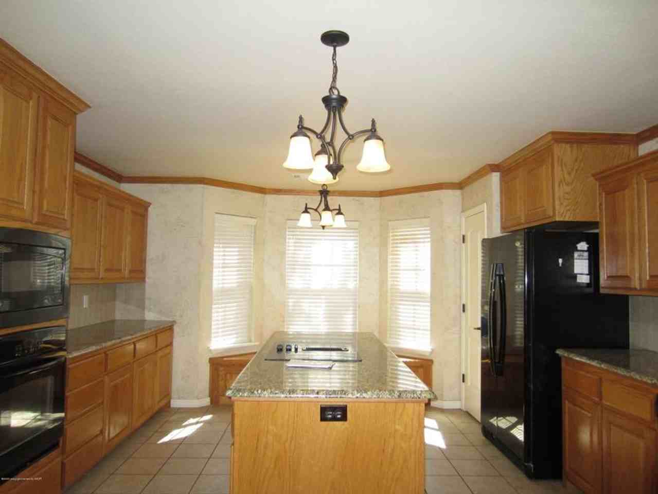 8312 Taos Dr - Photo 4 of 9