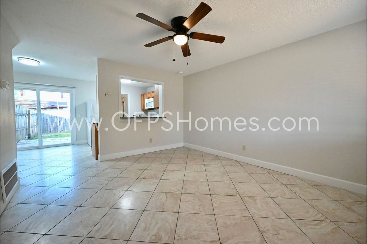 710 Legion Dr #D4 - Photo 2 of 17