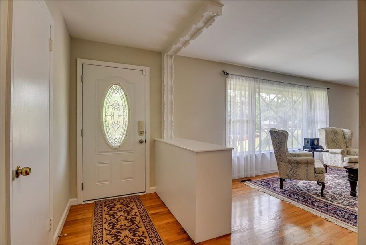 2279 Overton Rd - Photo 6 of 26