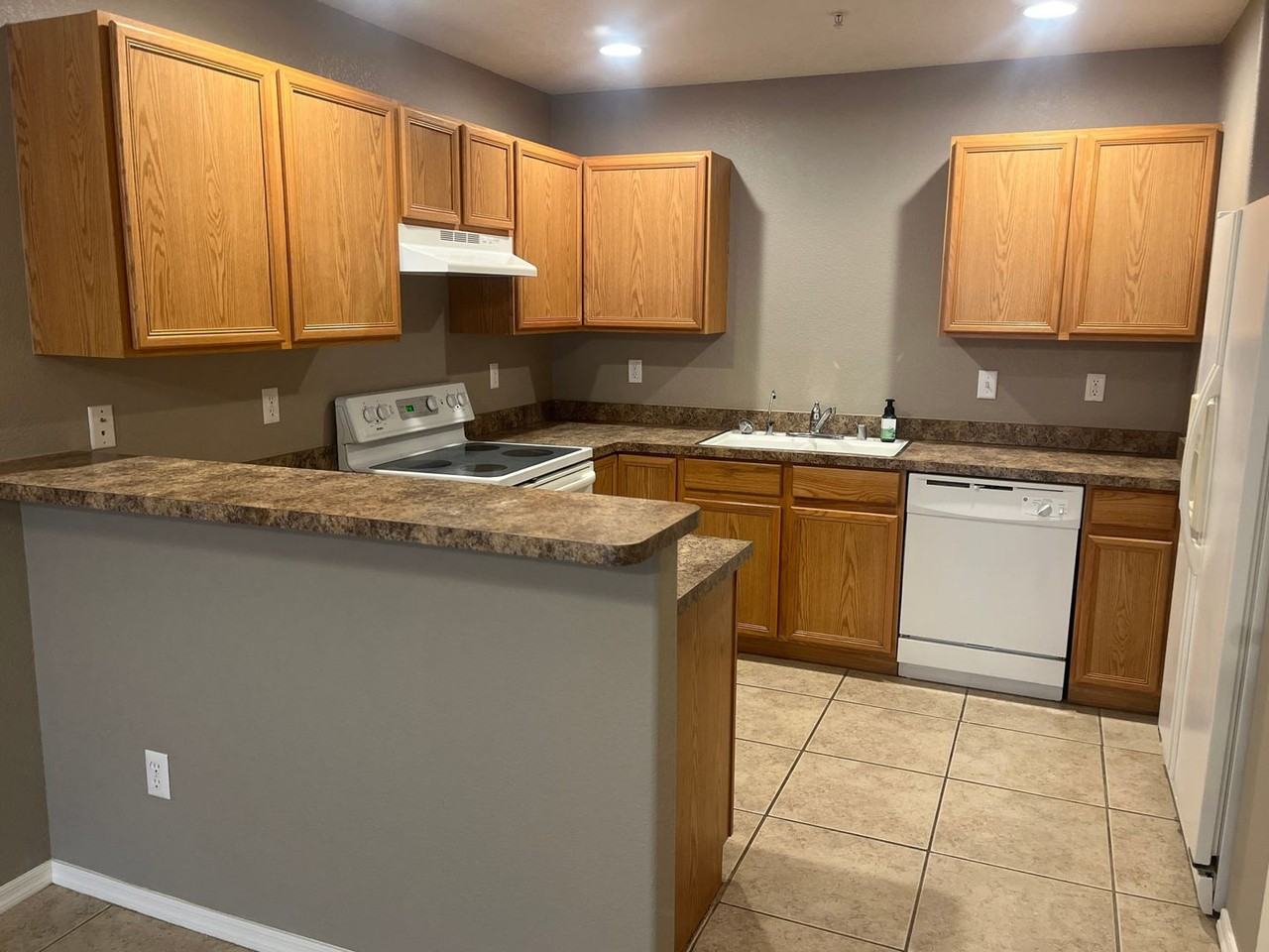 1350 Tanqueray Dr #2 - Photo 3 of 21