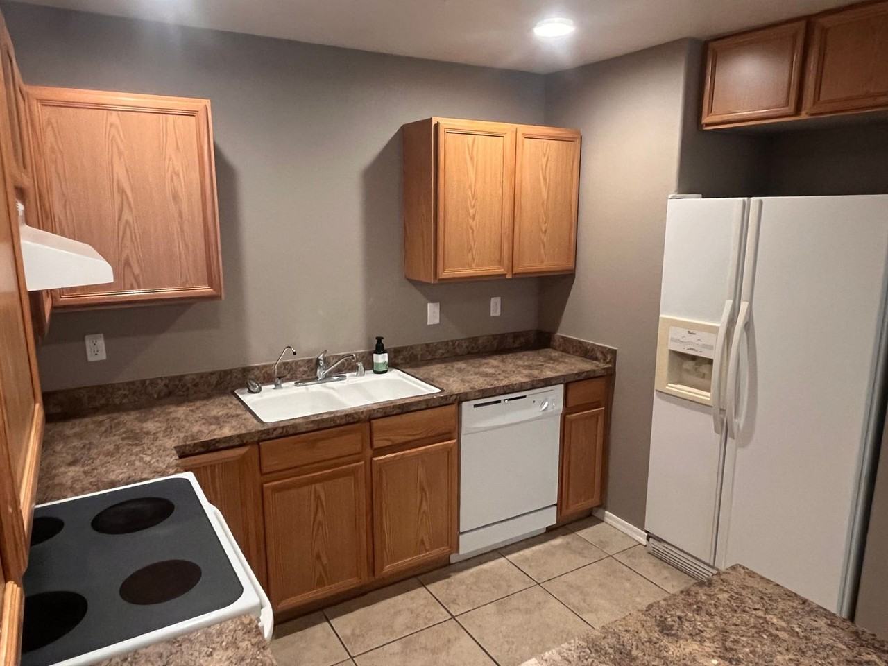 1350 Tanqueray Dr #2 - Photo 5 of 21