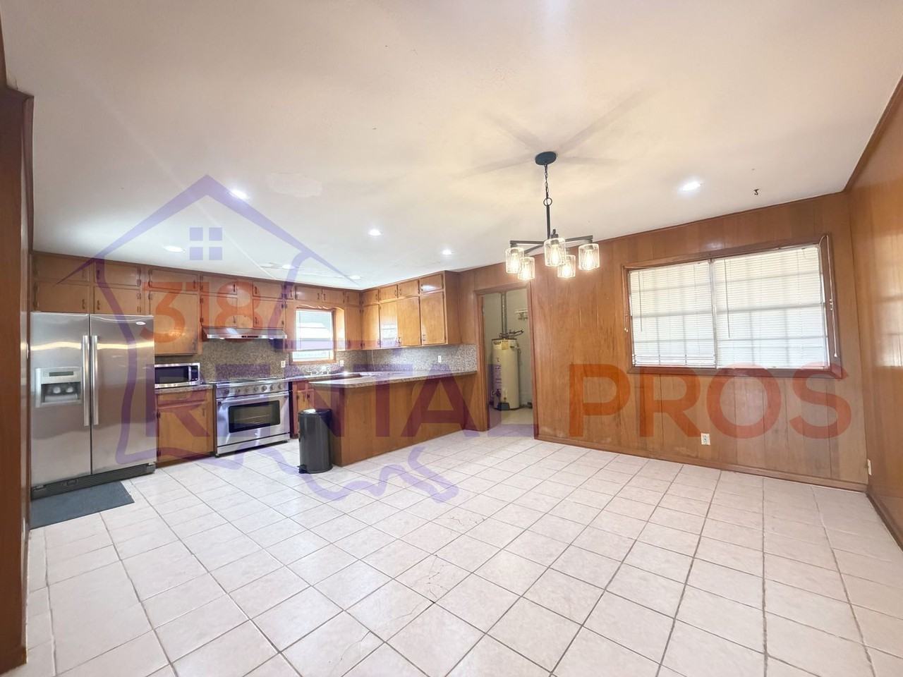 904 Dogwood St - Photo 6 of 29