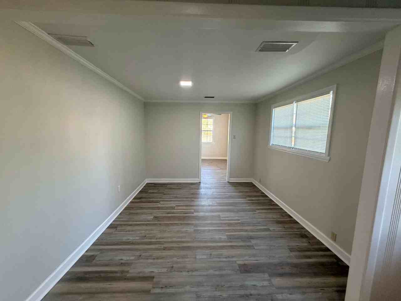 1612 Garland Pl - Photo 3 of 11