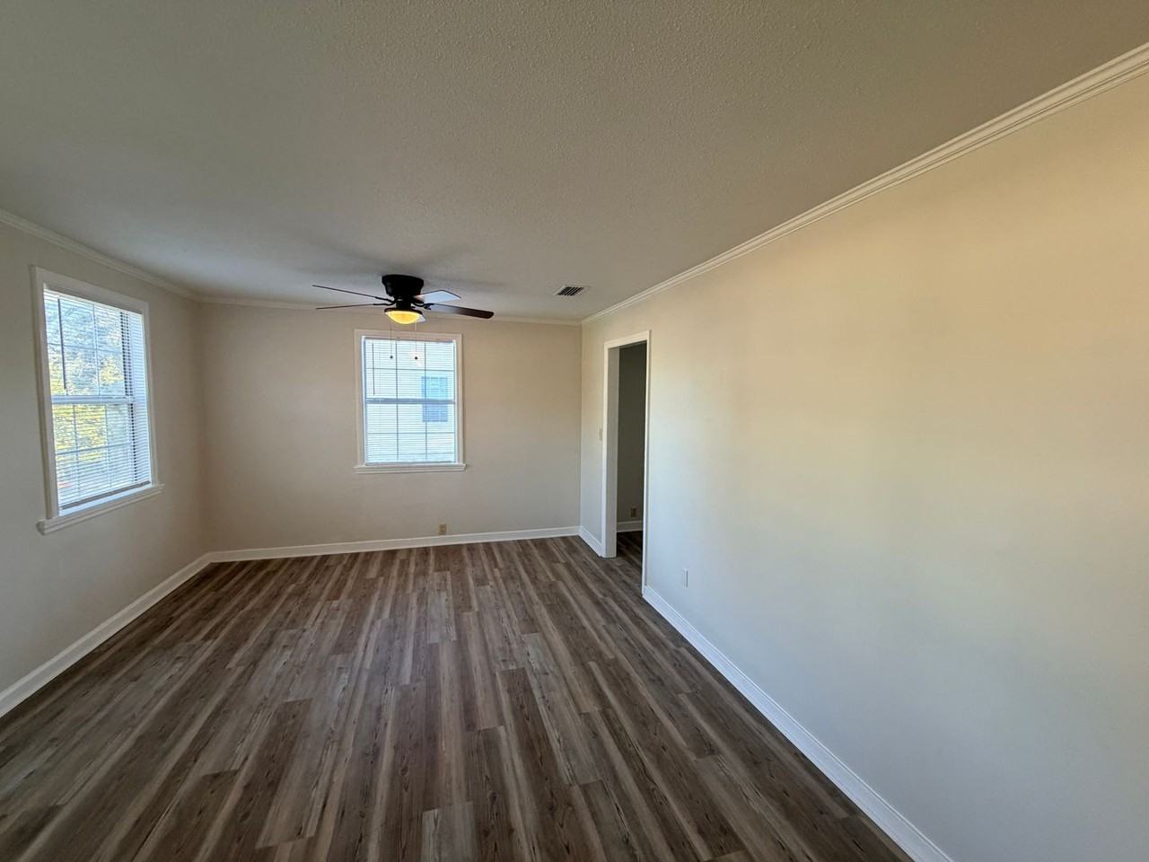 1612 Garland Pl - Photo 5 of 11