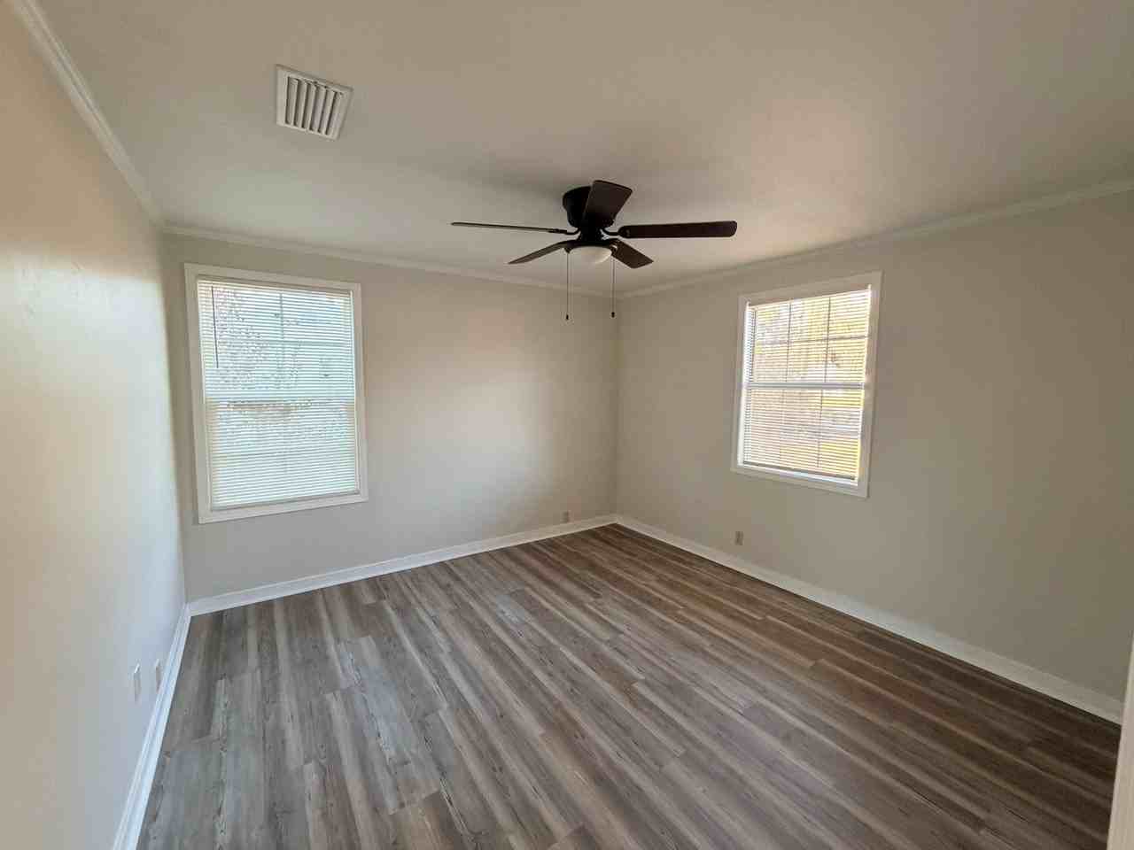 1612 Garland Pl - Photo 6 of 11