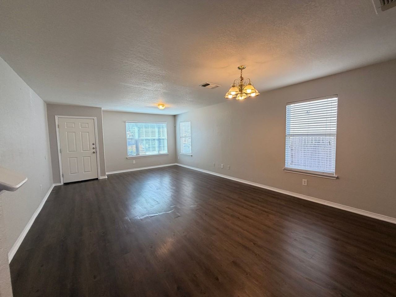 8819 Canvas Back - Photo 7 of 34