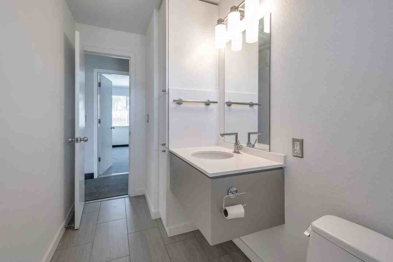 8608 E Solano Dr - Photo 6 of 25