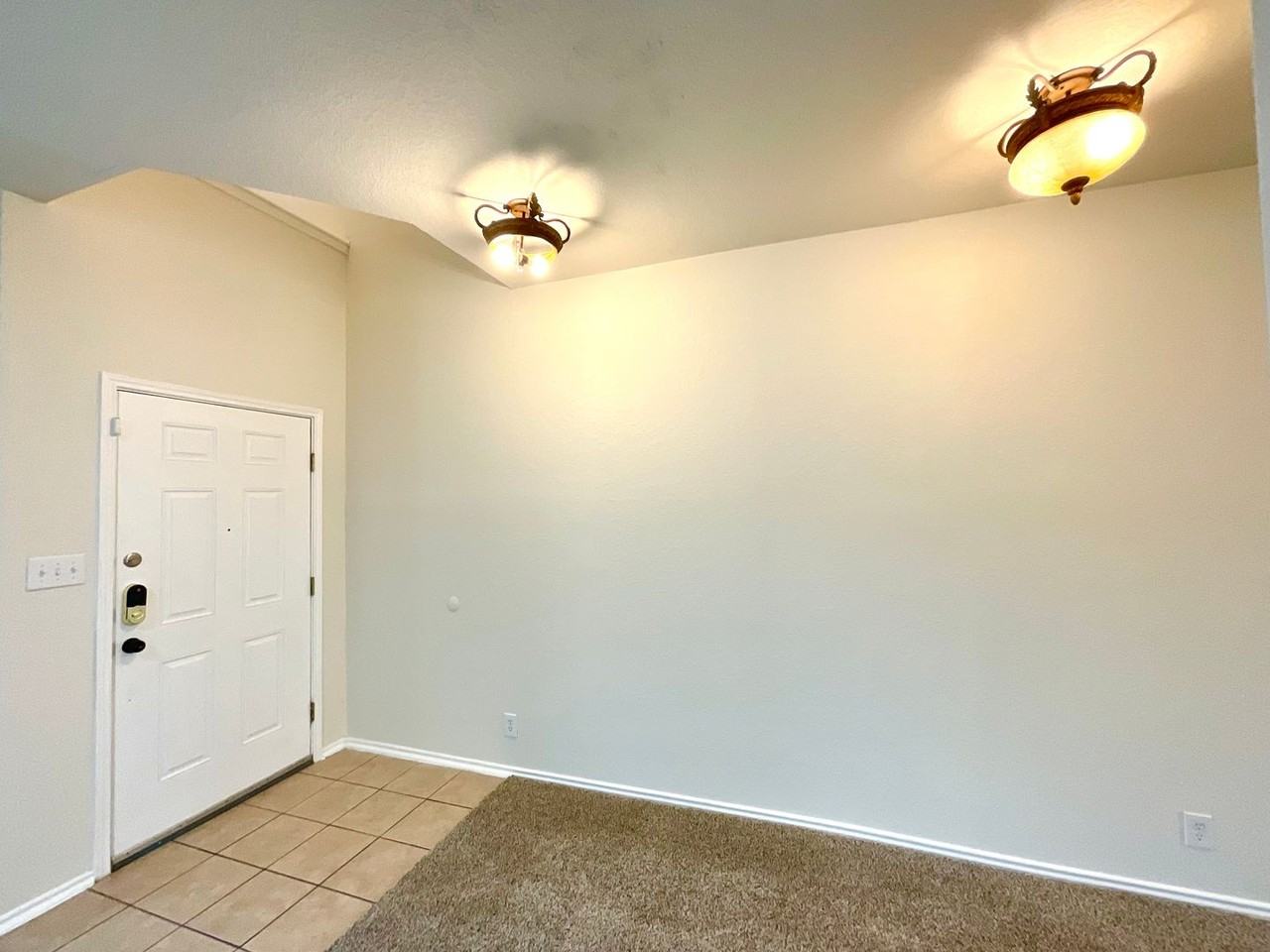 5303 Dannelly Fld - Photo 3 of 50