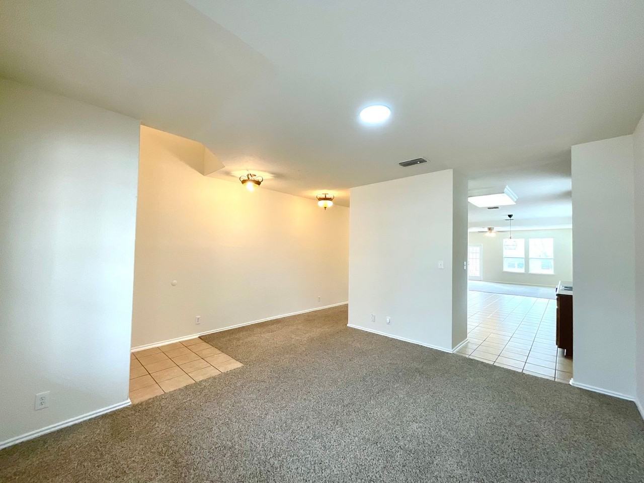 5303 Dannelly Fld - Photo 5 of 50