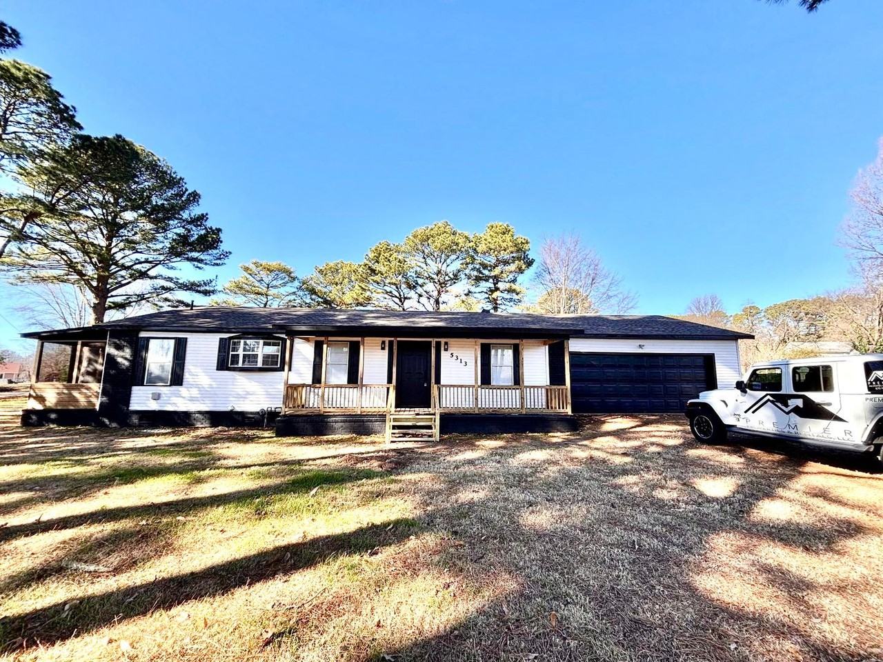 5313 Johnwood Dr - Photo 2 of 15