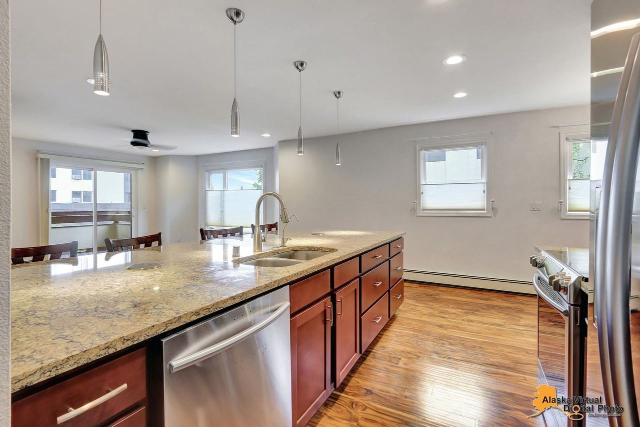 1200 I St #615 - Photo 2 of 14