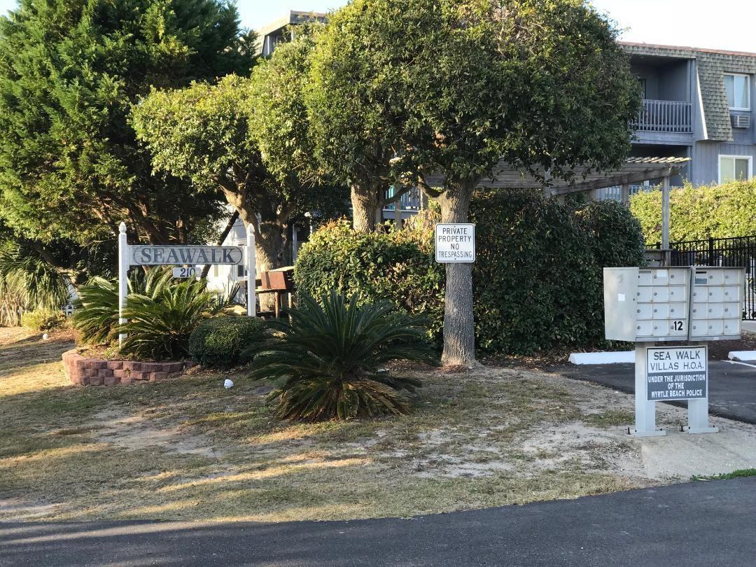 210 28th Ave S - Photo 4 of 17